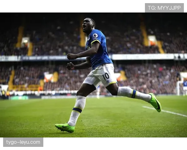 卢卡库如何走出低谷？调整心态、改变踢法，在罗马重获新生