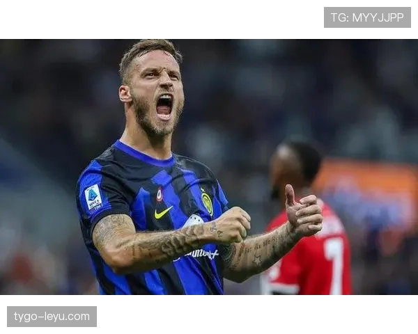 阿瑙托维奇持续提升社会影响力,成为球场明星的榜样 阿瑙托维奇持续提升社会影响力,成为球场明星的榜样